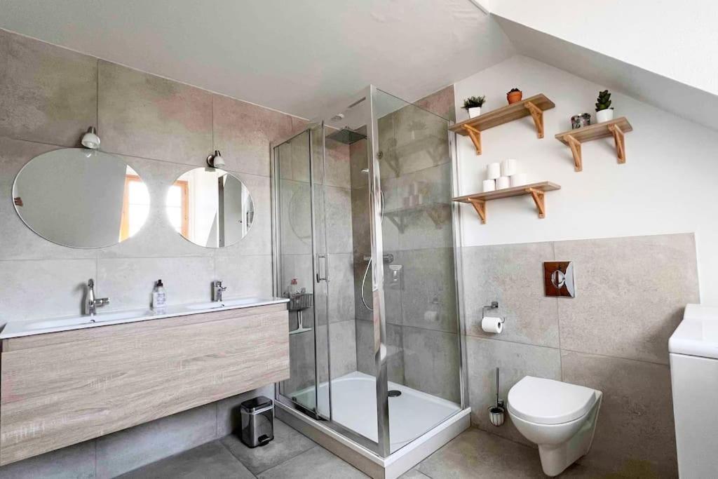 Charme Plein Coeur Auxerre - Parking Prive Apartment Luaran gambar